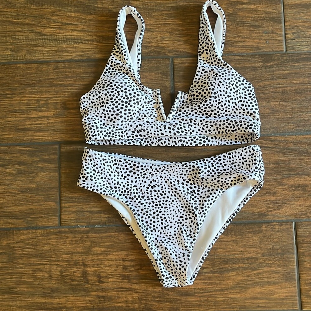Polka dot Bikini